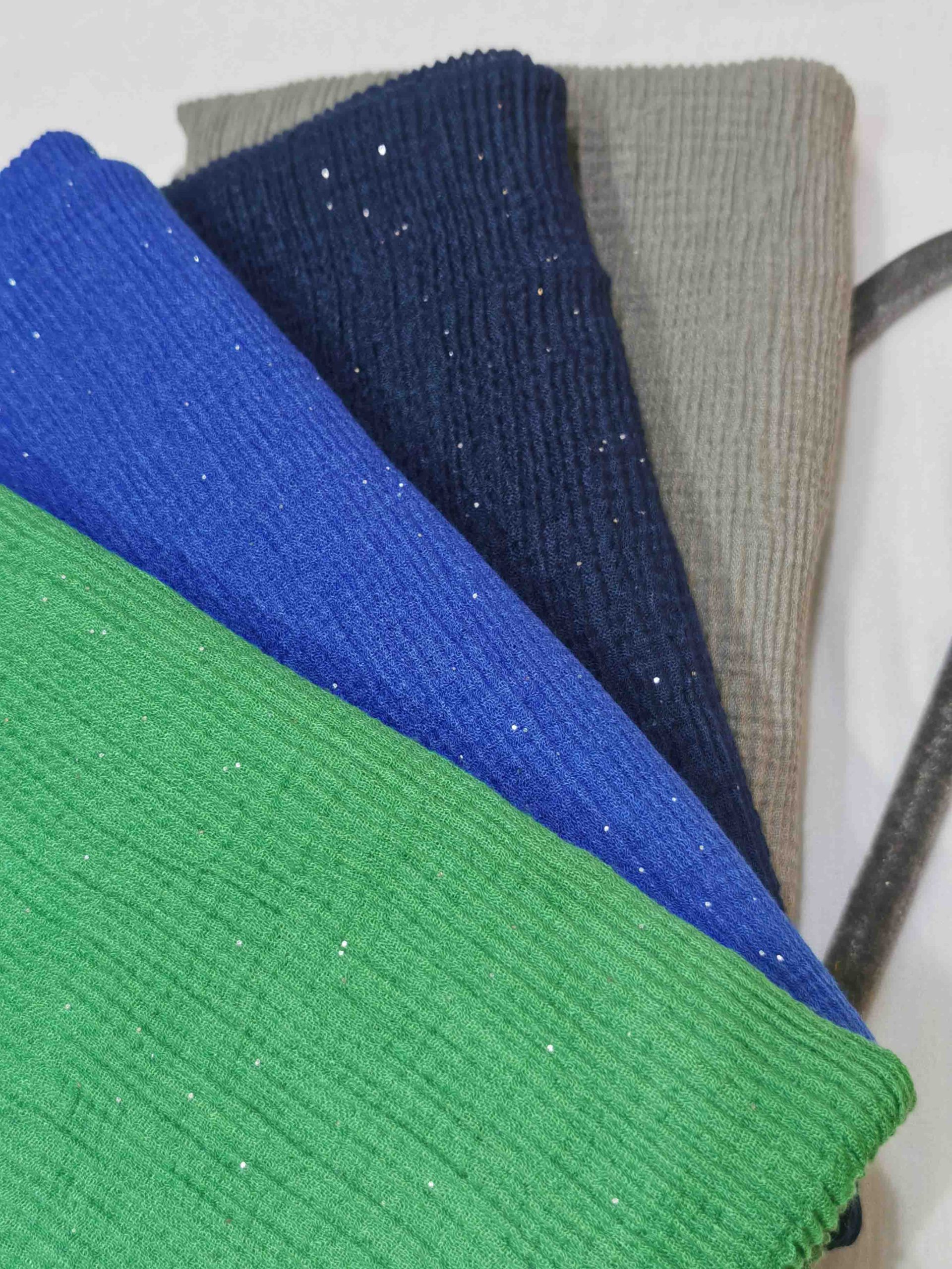 پیش‌نویس شال پلیسه شاین دار